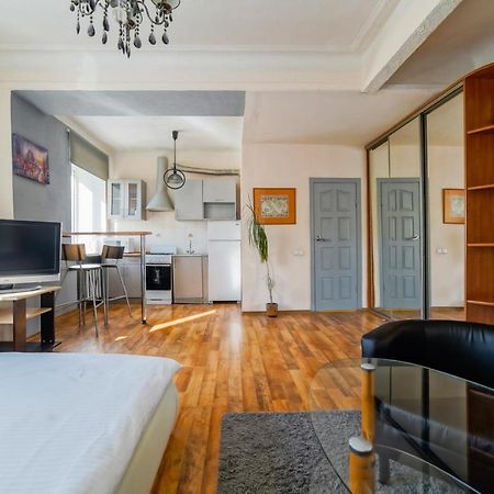 In The Center Of Minsk Apartment Екстериор снимка