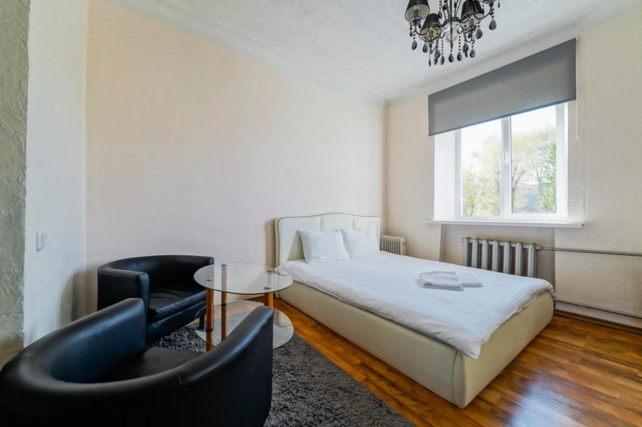 In The Center Of Minsk Apartment Екстериор снимка